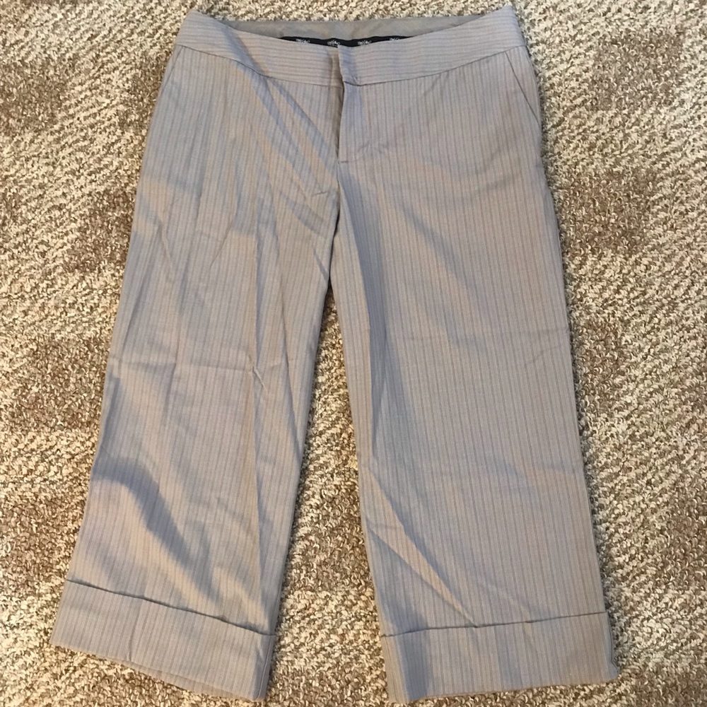 Mossimo grey pinstriped capri pants.